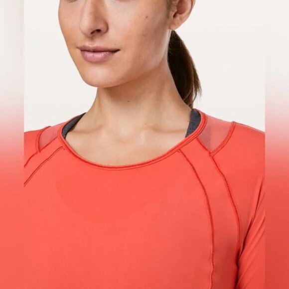 Lululemon Sculpt Long Sleeve in a Burnt Orange Color - Picture 3 of 10